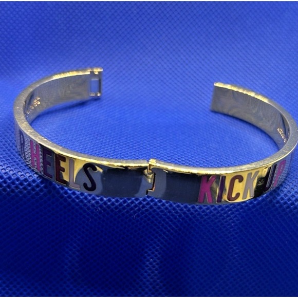 KATE‎ SPADE Kick Up Your Heels Hinged Bangle Bracelet Gold tone Pink Purple 7" - Picture 3 of 7